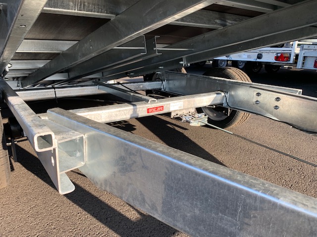 Plateau SARIS Multi Transporter – 406 x 204 cm – PTAC 2700 kg