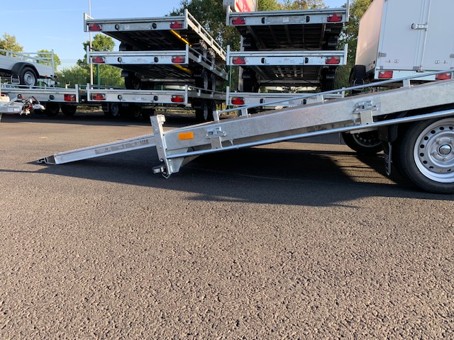 Plateau SARIS Multi Transporter – 406 x 204 cm – PTAC 2700 kg