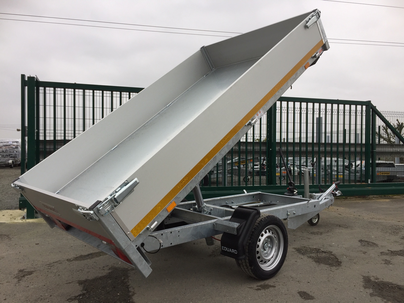 Benne EDUARD 256 x 150 x 30 cm – PTAC 1350 kg