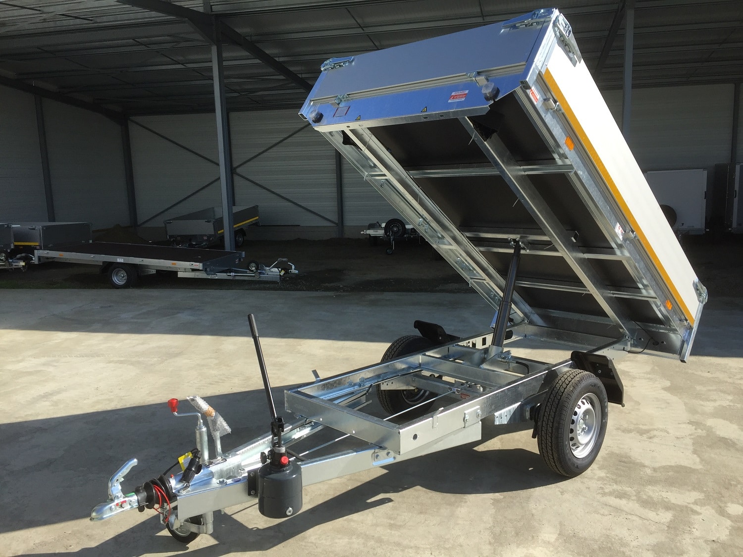 Benne EDUARD 256 x 150 x 30 cm – PTAC 1350 kg