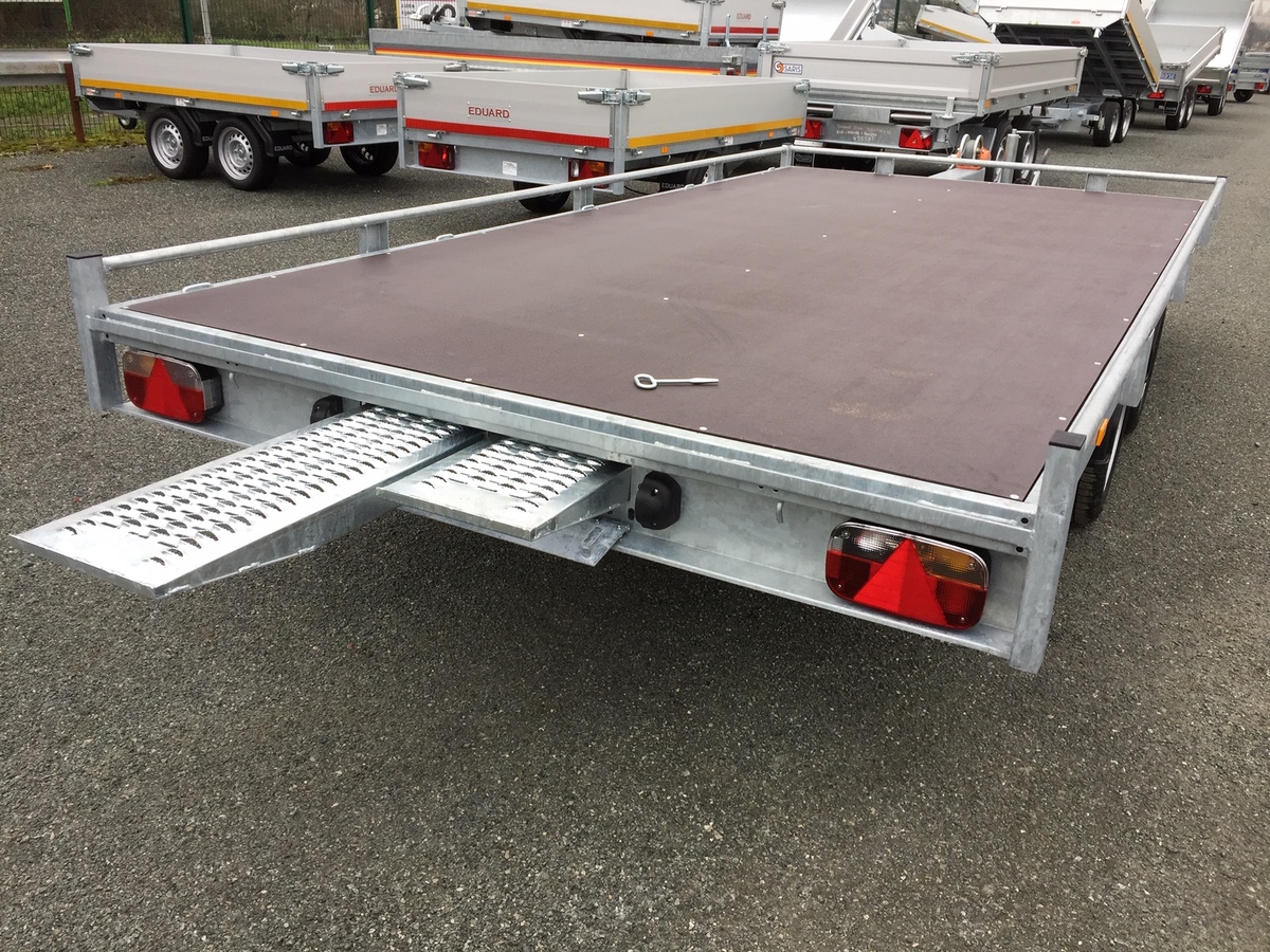 Plateau EDUARD 4020 – 406 x 200 cm – Rampes & Treuil inclus