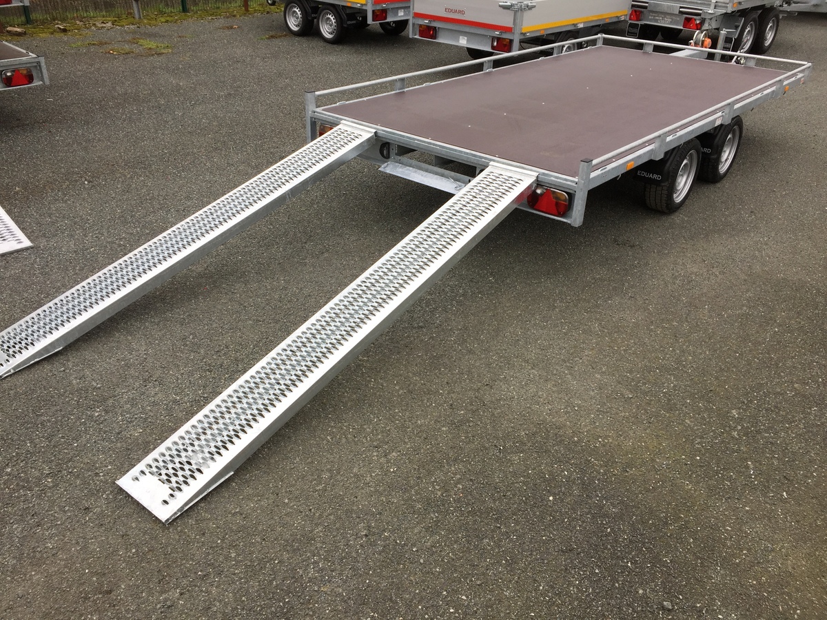 Plateau EDUARD 4020 – 406 x 200 cm – Rampes & Treuil inclus