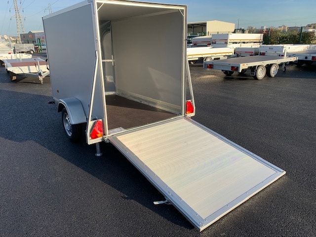 FOURGON LIDER 42930 – 230 x 135 x 157 cm – 750 kg Freiné