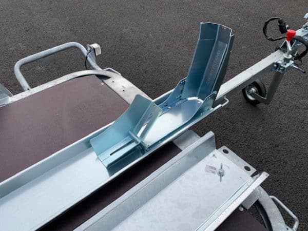 Porte-moto LIDER 39401 – Plancher + Rail + Rampe + Bloque-roue