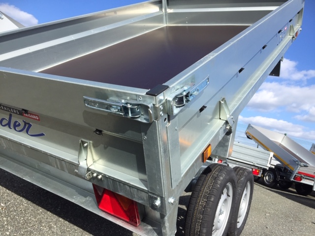 LIDER Benne 39560 sans frein – 253 x 147 x 30 cm