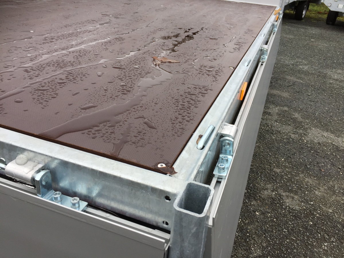 Plateau EDUARD – 311 x 160 x 30 cm – PTAC 750 kg