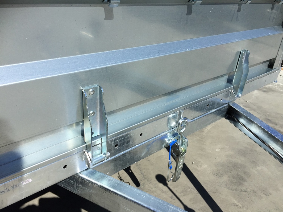 ERDE EXPERT LC 201 NF ACIER – 201 x 135 x 45 cm