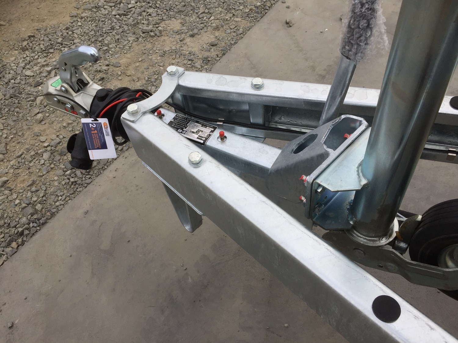 BENNE SARIS K1 276 150 2000 2 – Electrique – PTAC 2000 kg